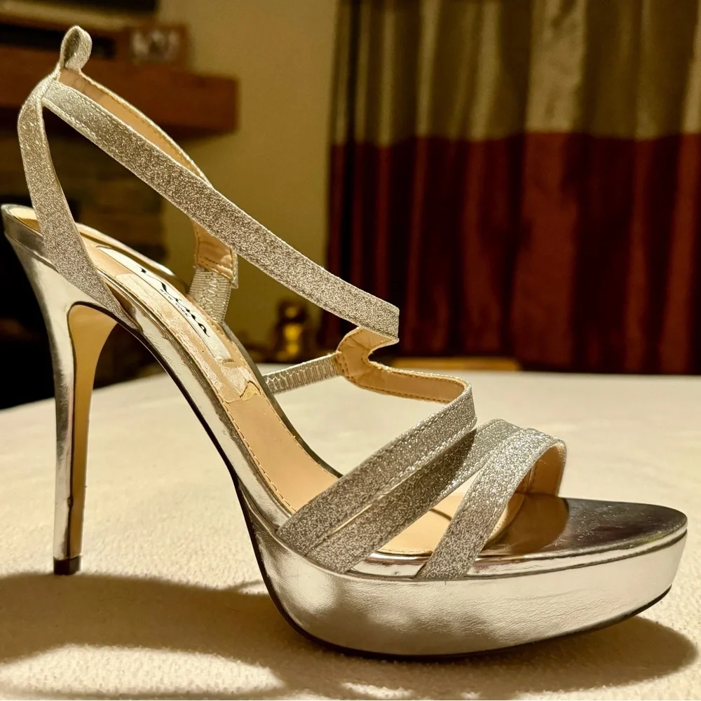 (9.5) Nina Wrapping Silver Glitter Strap 5” Platform Stiletto Sandals